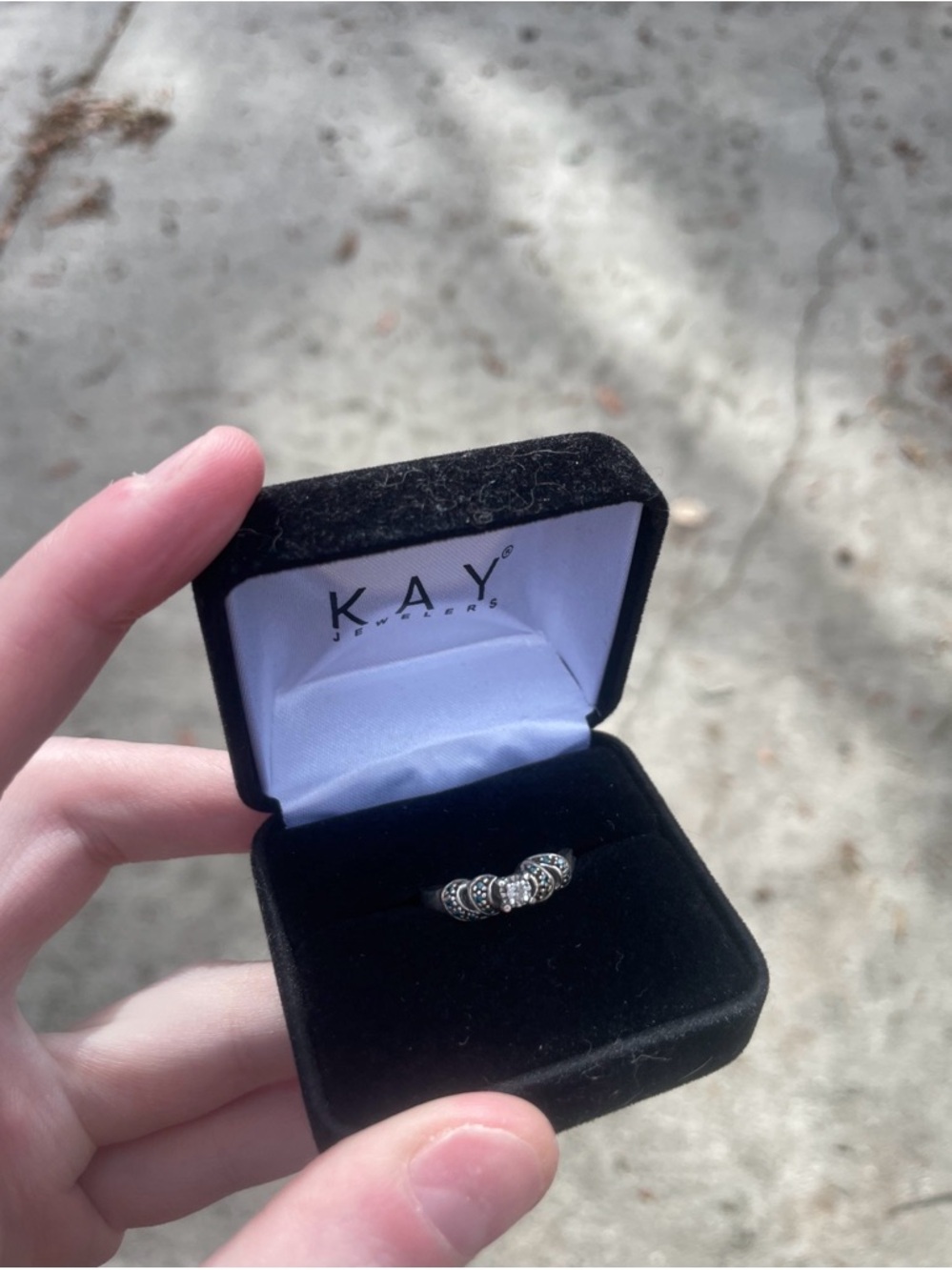 Kay Blue & White 1/8 ct Diamond Round-cut Sterling Silver Promise Ring (Size 7)